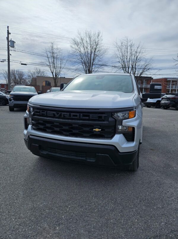 Chevrolet Silverado 2022 - Image 4